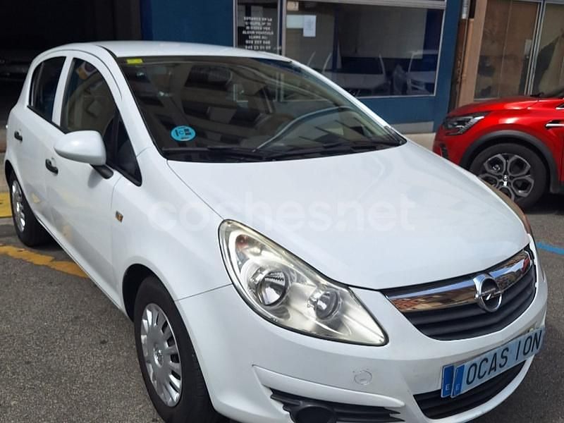 Blanco Usado 2010 Opel Corsa Essentia Berlina | 5300 € (Precio justo) - Imagen 1/4