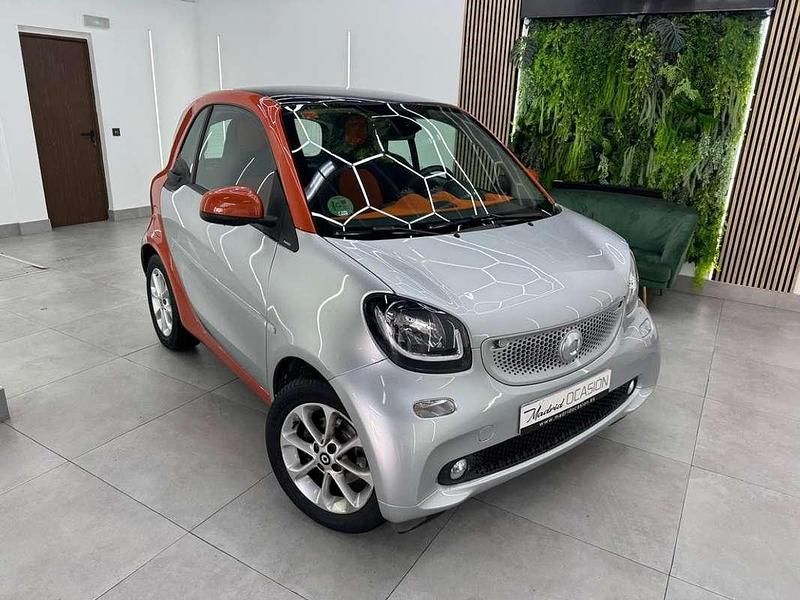 Gris Usado 2017 Smart ForTwo Coupé Coupe | 12.490 € (Buen precio) - Imagen 1/4