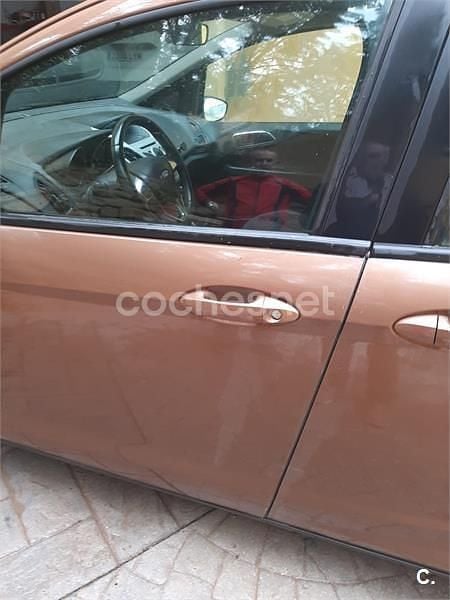 Usado Ford B-MAX Trend 100 CV (73 kW) 2012 Beige Monovolumen