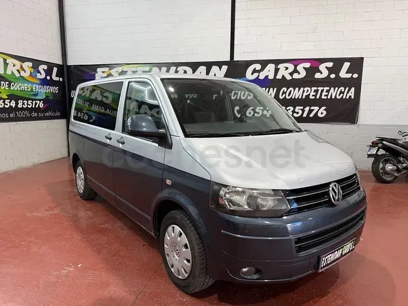 Usado VW Multivan Startline 140 CV (102 kW) 2010 Gris / plata Monovolumen