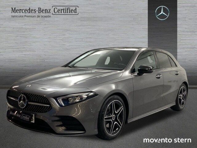 Mountaingrau met. Usado 2022 Mercedes A200 AMG line Utilitario | 30.600 € (Precio justo) - Imagen 1/4