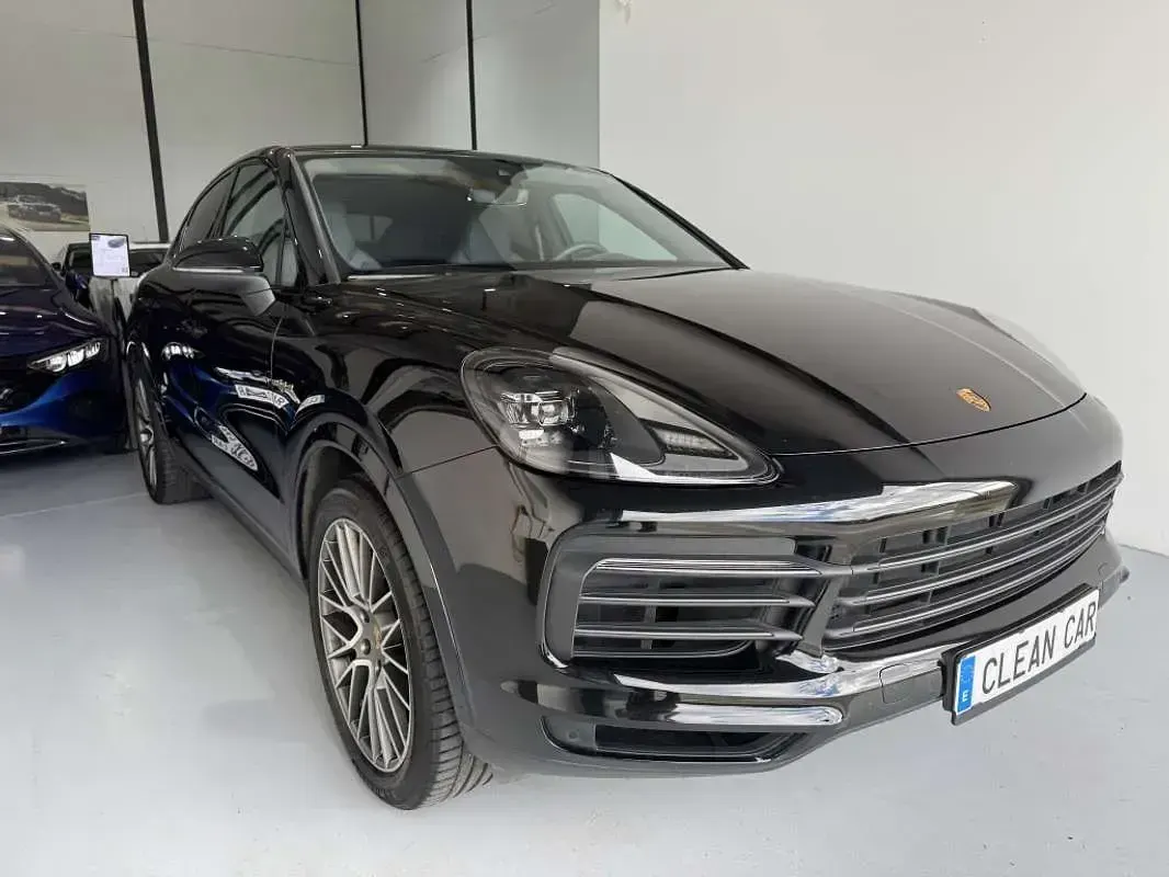 Usado Porsche Cayenne Platinum Edition 462 CV (339 kW) 2022 Negro SUV