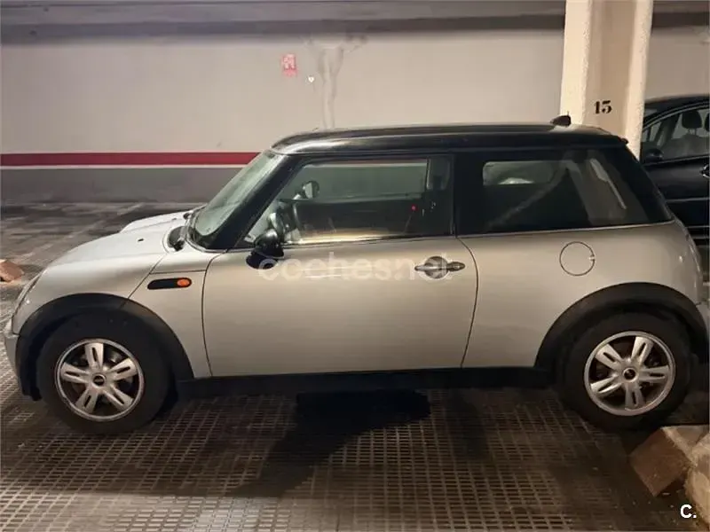 Usado Mini Cooper 116 CV (85 kW) 2006 Gris / plata Utilitario