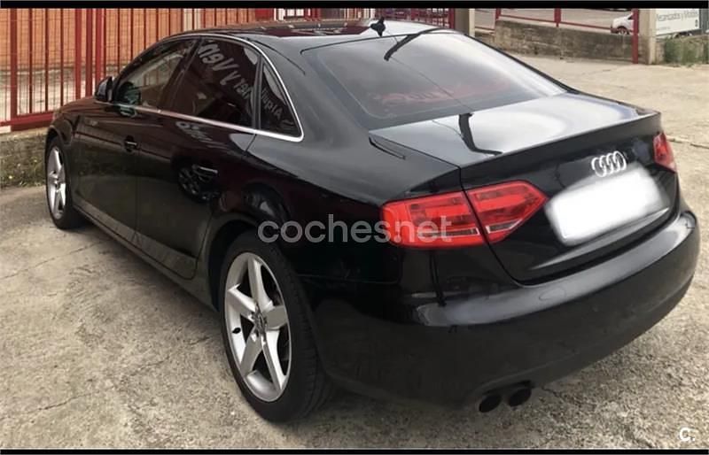 Usado Audi A4 160 CV (117 kW) 2008 Negro Berlina