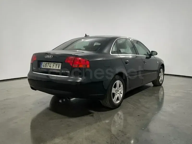 Usado Audi A4 140 CV (102 kW) 2007 Negro Berlina