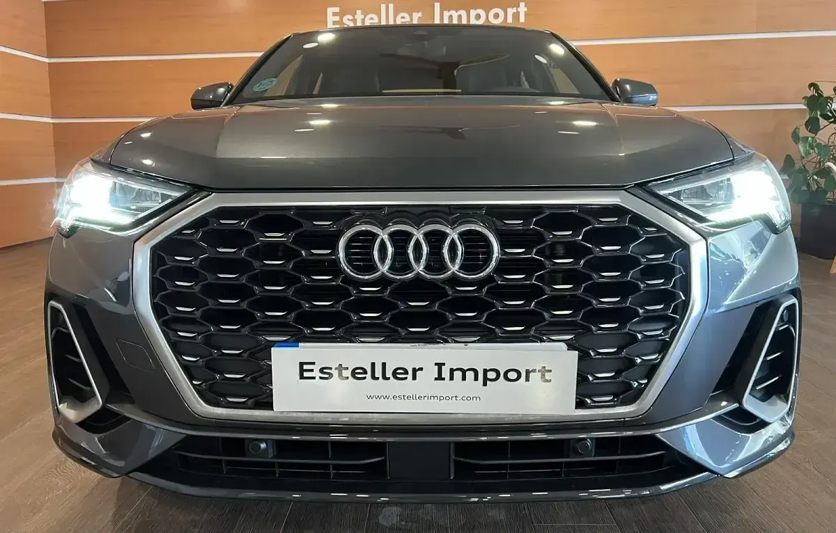 Usado Audi Q3 S-Line 150 CV (110 kW) 2022 Gris SUV