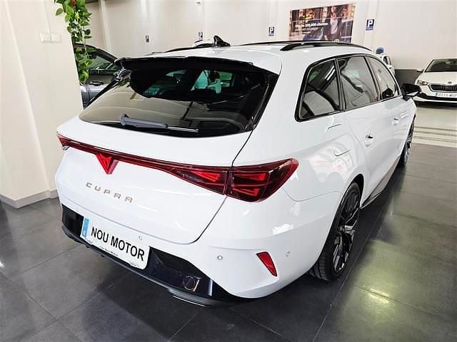 Nuevo Cupra Leon 150 CV (110 kW) 2025 Blanco Familiar