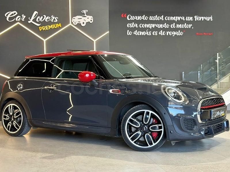 Usado Mini John Cooper Works 231 CV (169 kW) 2020 Gris / plata Utilitario