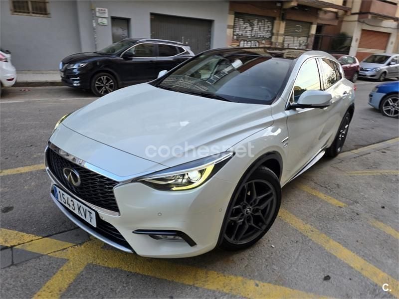 Blanco Usado 2016 Infiniti Q30 Premium Utilitario | 18.200 € (Precio justo) - Imagen 1/4
