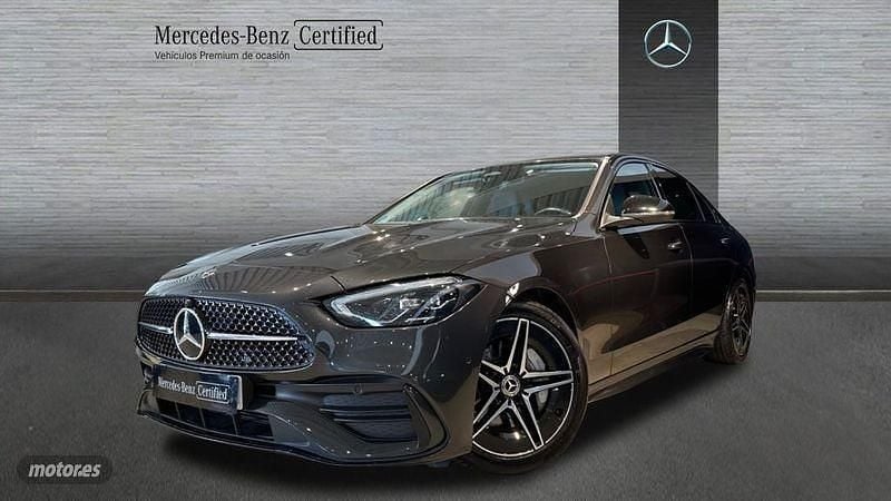 Gris Usado 2021 Mercedes C220 AMG line Berlina | 36.900 € (Caro) - Imagen 1/4