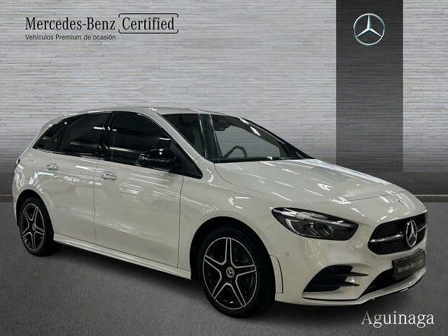 Usado Mercedes B250e AMG line 218 CV (160 kW) 2024 Blanco digital Monovolumen