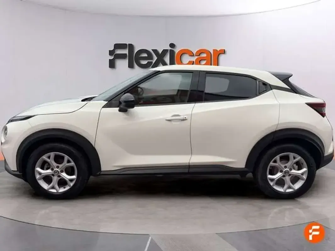 Usado Nissan Juke Acenta 114 CV (83 kW) 2022 Blanco SUV