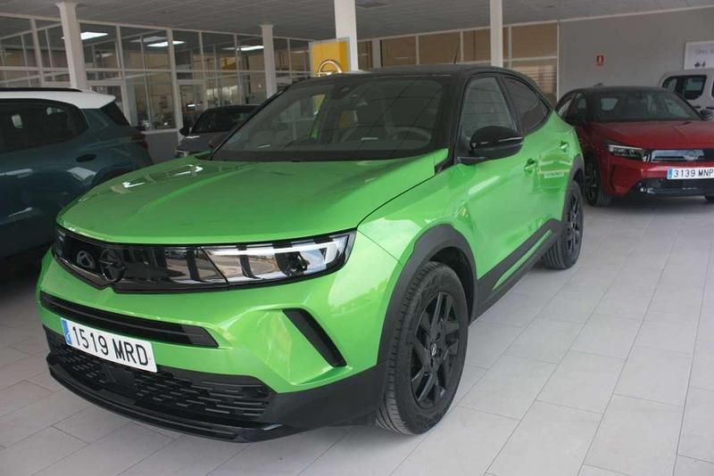 Verde Usado 2024 Opel Mokka S SUV | 18.999 € - Imagen 1/4