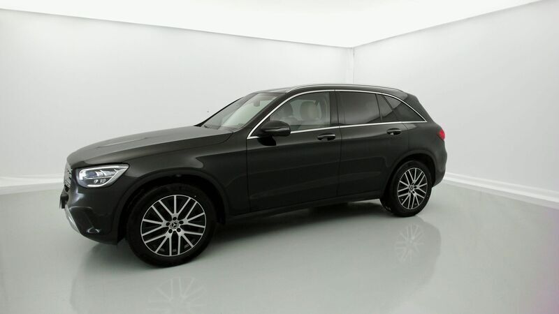Usado Mercedes GLC300 245 CV (180 kW) 2022 Negro obsidiana