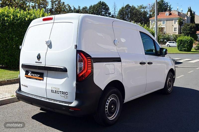 Usado Renault Kangoo 89 kW (122 CV) 2022 Blanco Monovolumen