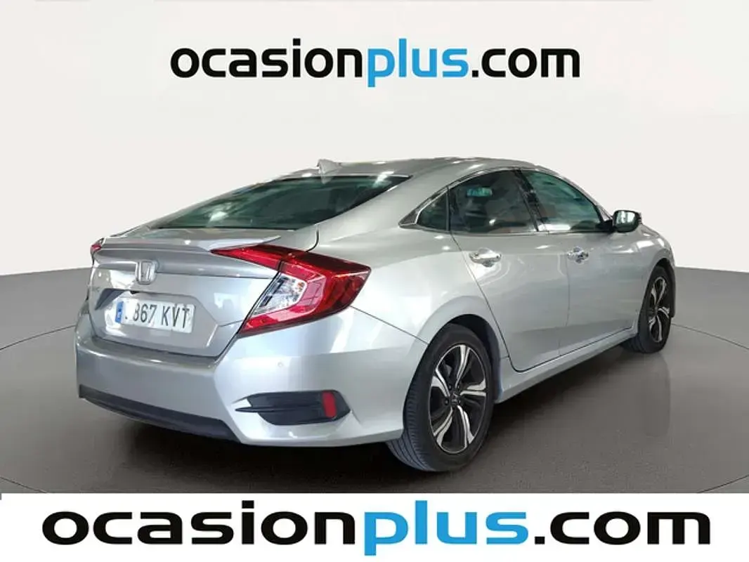 Usado Honda Civic Executive 120 CV (88 kW) 2019 Plateado Berlina
