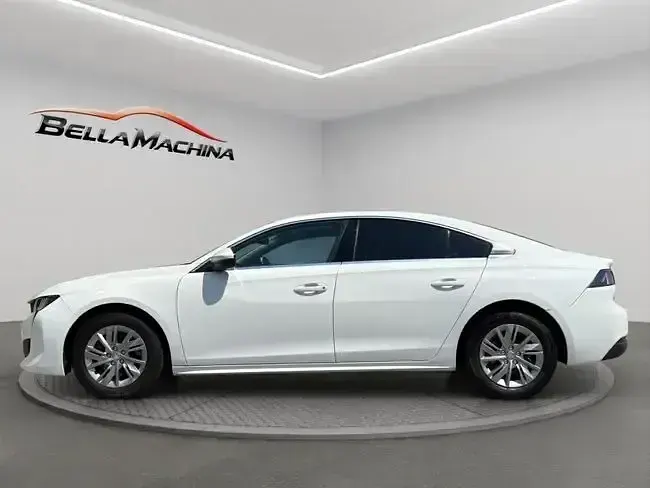 Usado Peugeot 508 Active 130 CV (95 kW) 2019 Blanco Berlina