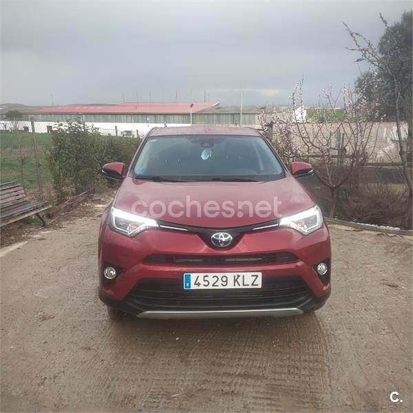 Usado Toyota RAV4 Hybrid 197 CV (144 kW) 2018 Rojo SUV