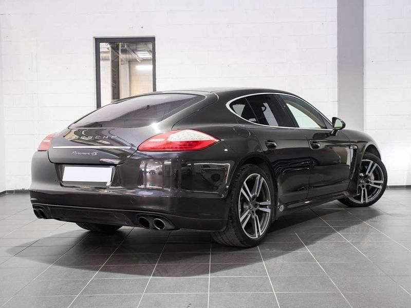 Usado Porsche Panamera 4S 400 CV (294 kW) 2011 Gris Berlina
