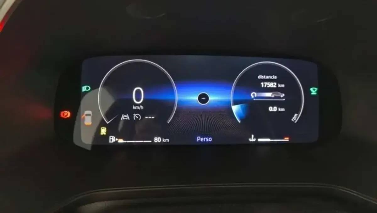 Usado Renault Captur Techno 101 CV (74 kW) 2025 Gris SUV