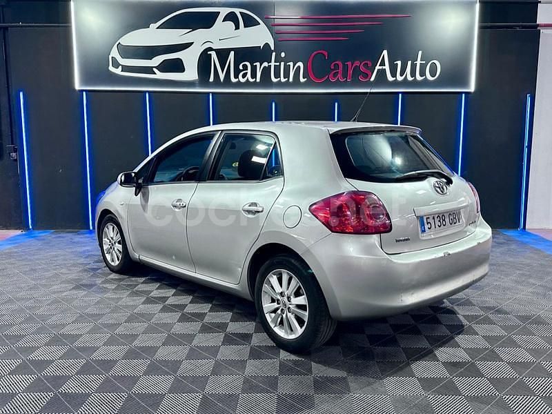 Usado Toyota Auris Sol 126 CV (92 kW) 2008 Gris / plata Berlina