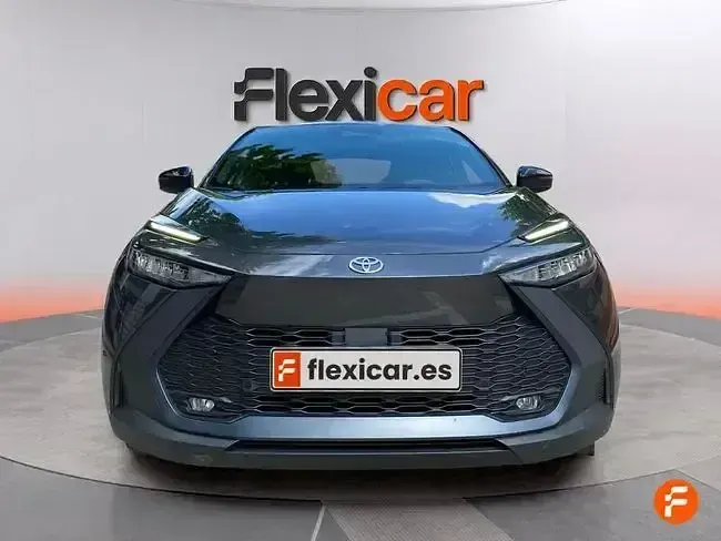 Usado Toyota C-HR Active 140 CV (102 kW) 2024 Gris SUV