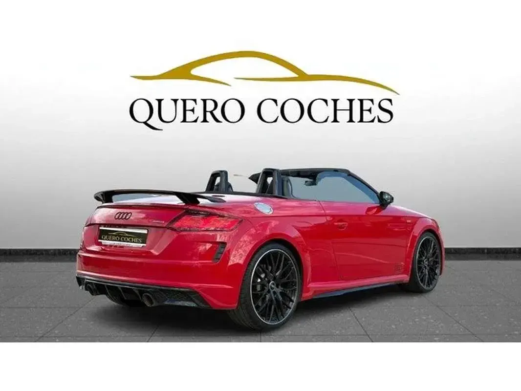 Begagnad Audi TT S-Line 245 HK (180 kW) 2021 Röd Cab