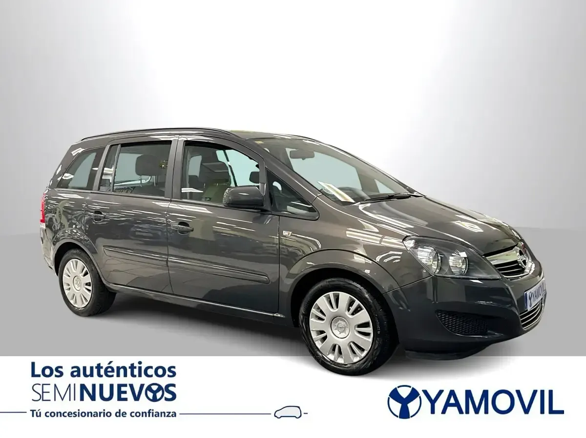 Usado Opel Zafira Family 110 CV (80 kW) 2013 Gris Monovolumen