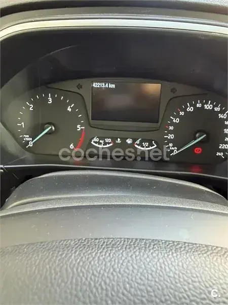 Usado Ford Focus Trend 120 CV (88 kW) 2019 Blanco Berlina