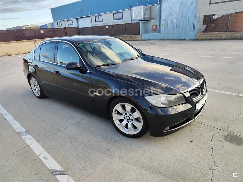 Negro Usado 2007 BMW 325 Berlina | 7800 € (Precio justo) - Imagen 1/4