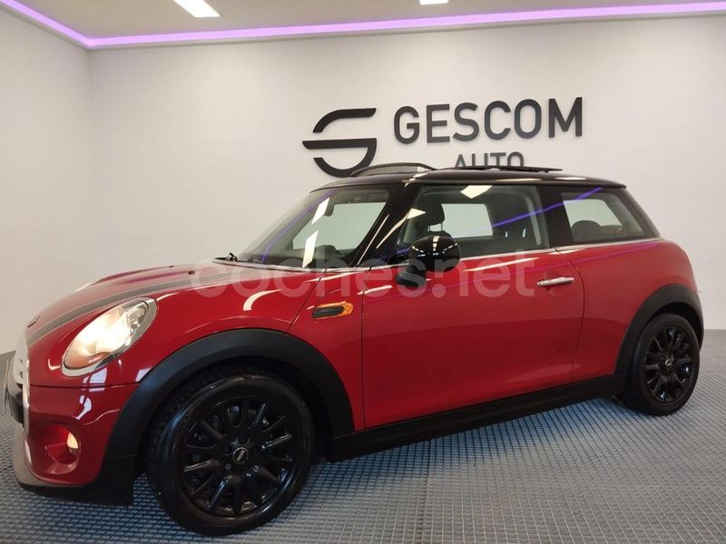 Usado Mini Cooper D 116 CV (85 kW) 2015 Granate Utilitario