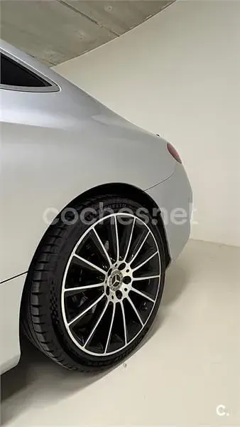 Usado Mercedes 220 170 CV (125 kW) 2019 Gris / plata Coupe