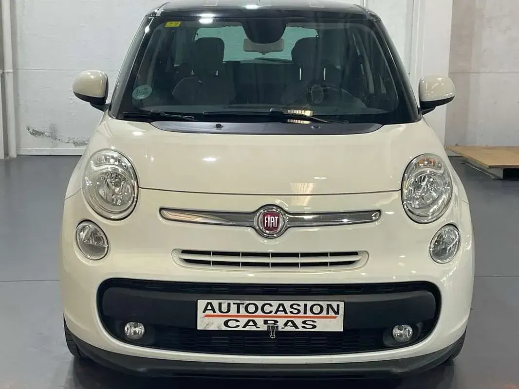 Usado Fiat 500L Trekking 85 CV (62 kW) 2015 Blanco Monovolumen