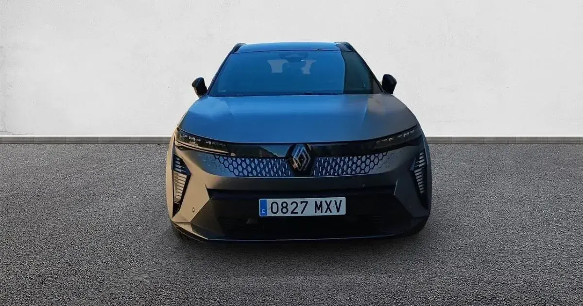 Usado Renault Scenic E-Tech Esprit Alpine 160 kW (218 CV) 2025 SUV