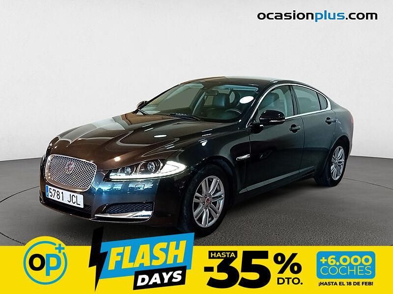 Usado Jaguar XF Luxury 200 CV (147 kW) 2015 Gris Berlina