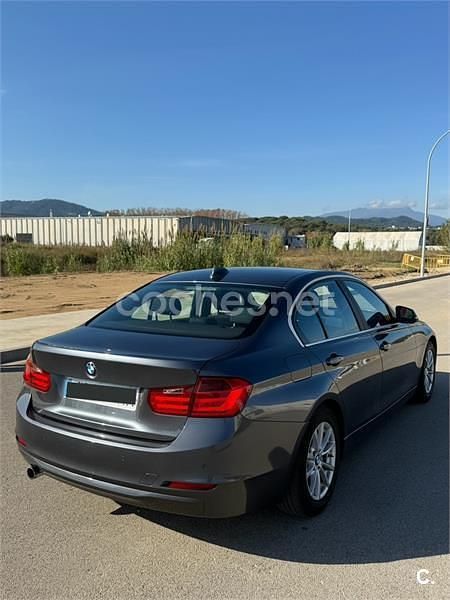 Usado BMW 320 Efficient Dynamics 163 CV (119 kW) 2015 Gris / plata Berlina