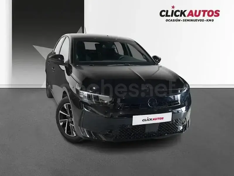 Usado Opel Corsa 100 CV (73 kW) 2025 Negro Utilitario