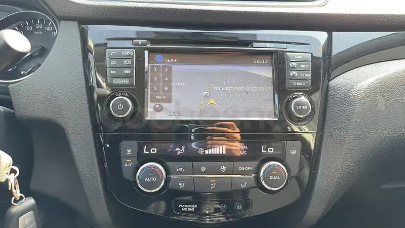 Usado Nissan Qashqai N-Connecta 115 CV (84 kW) 2018 Blanco SUV
