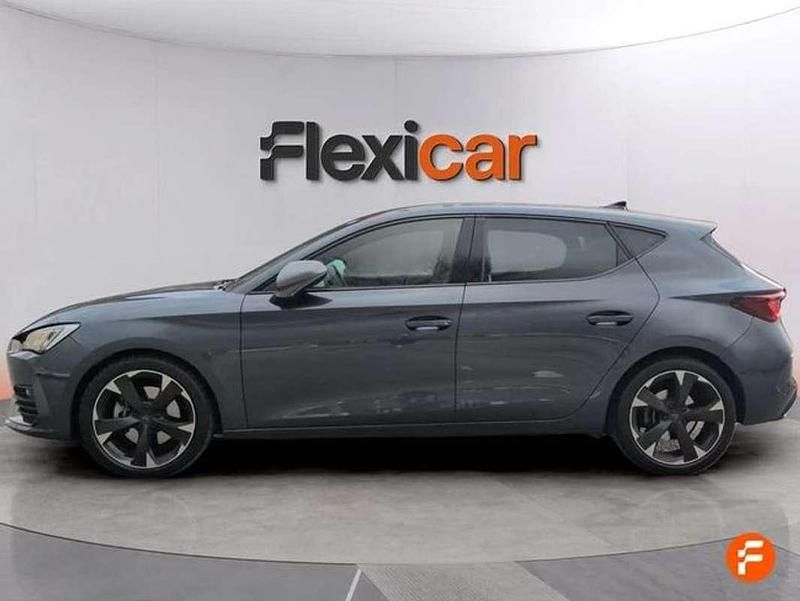 Usado Cupra Leon 190 CV (139 kW) 2023 Gris Utilitario