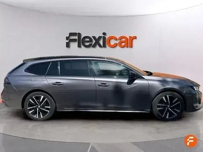 Usado Peugeot 508 SW GT 130 CV (95 kW) 2021 Gris / plata Familiar