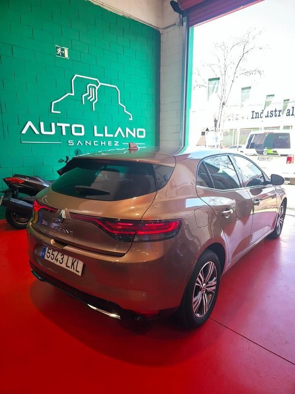 Usado Renault Mégane Cabriolet 116 CV (85 kW) 2020 Dorado Descapotable