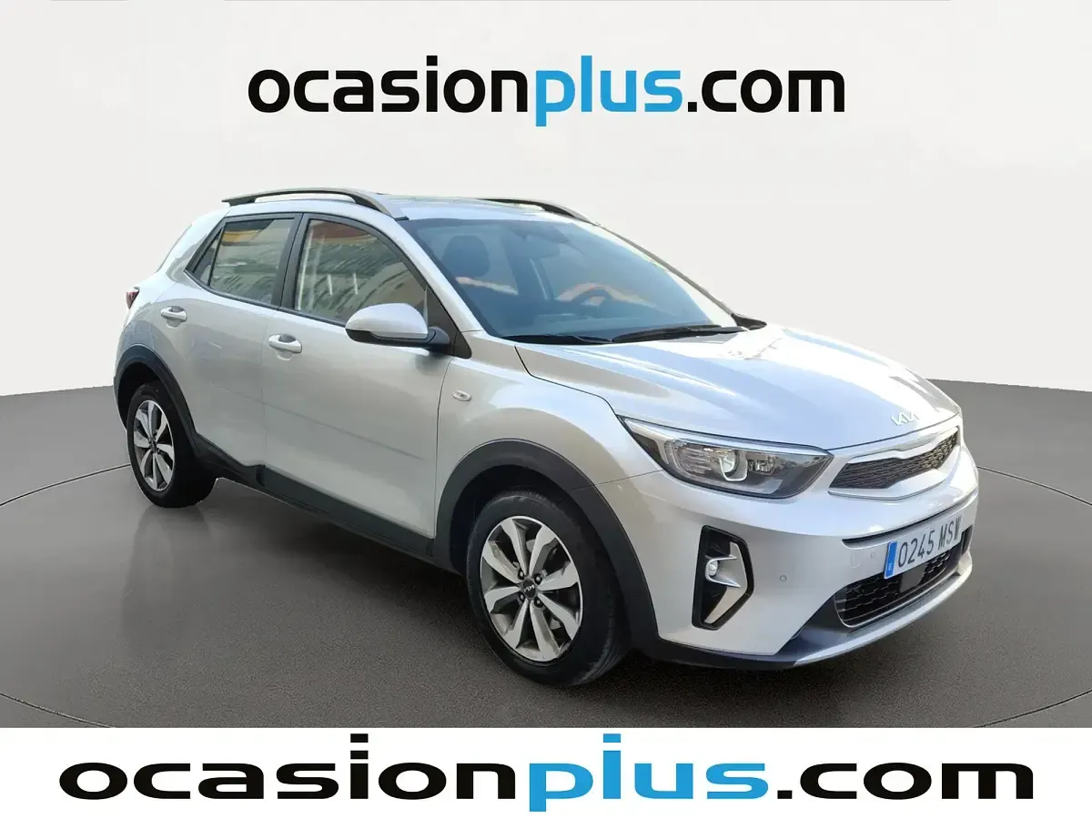 Usado Kia Stonic 101 CV (74 kW) 2024 Blanco SUV