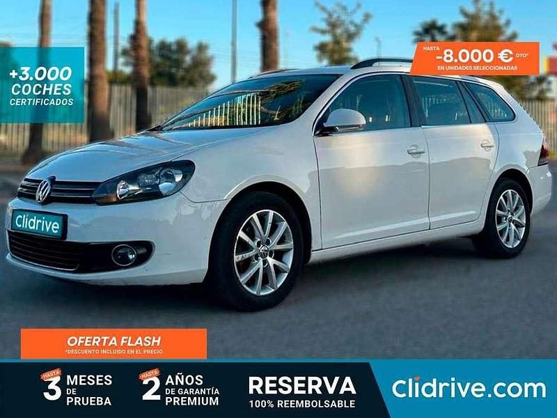 Usado VW Golf VII Advance 105 CV (77 kW) 2012 Blanco Familiar
