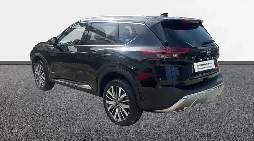 Usado Nissan X-Trail Tekna 158 CV (116 kW) 2025 Galaxy black SUV