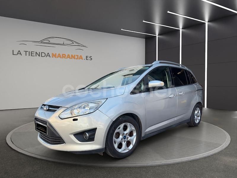 Usado Ford Grand C-Max Trend 125 CV (91 kW) 2013 Gris / plata Monovolumen