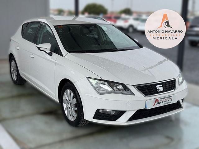 Usado Seat Leon Business 90 CV (66 kW) 2017 Blanco Berlina
