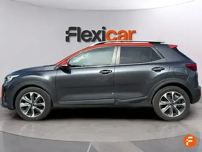 Usado Kia Stonic 120 CV (88 kW) 2018 Gris SUV