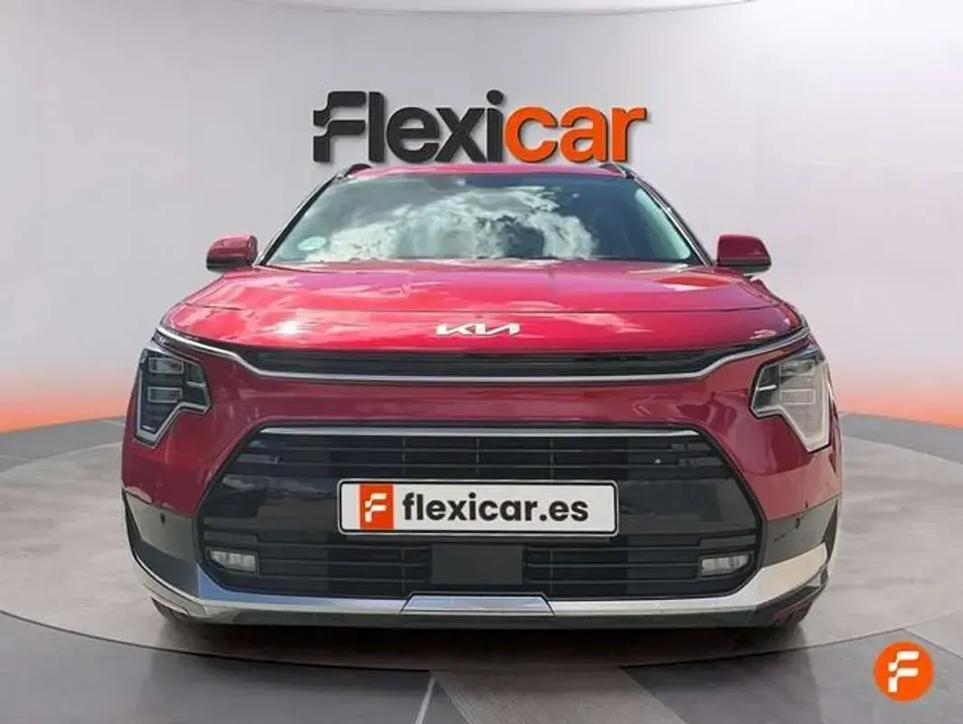 Usado Kia Niro 129 CV (94 kW) 2025 Rojo SUV