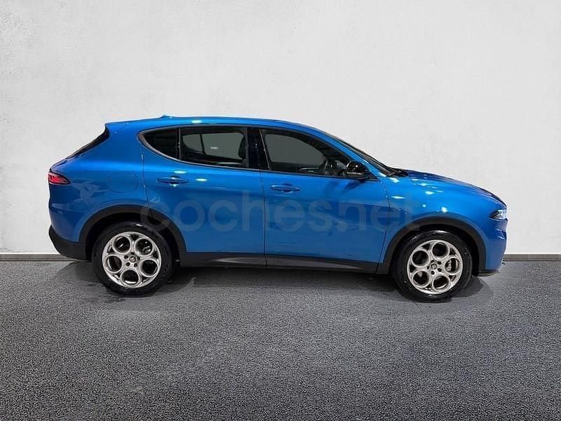 Usado Alfa Romeo Tonale Sprint 130 CV (95 kW) 2022 Azul SUV