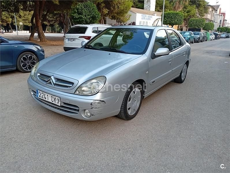 Gris / plata Usado 2004 Citroën Xsara Exclusive Berlina | 2450 € (Precio justo) - Imagen 1/4